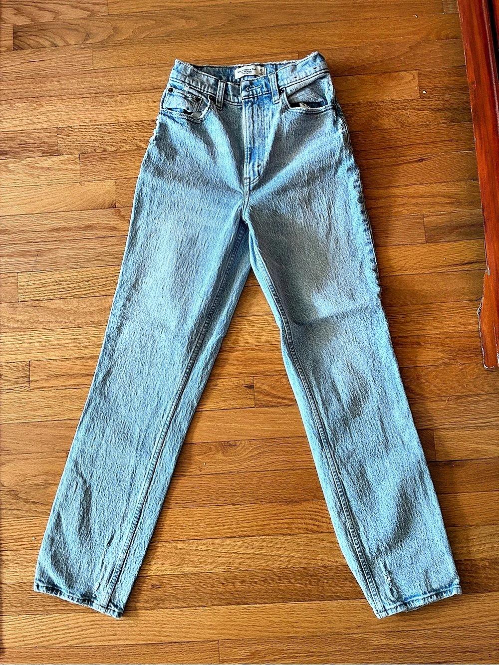 Abercrombie & Fitch The '90s Straight Ultra High Rise Curve Love Jeans Blue